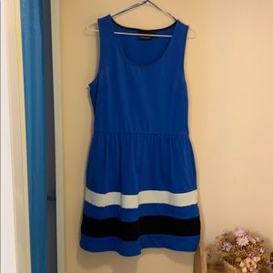 Super Cute Cynthia Rowley Dress 👗👗👗